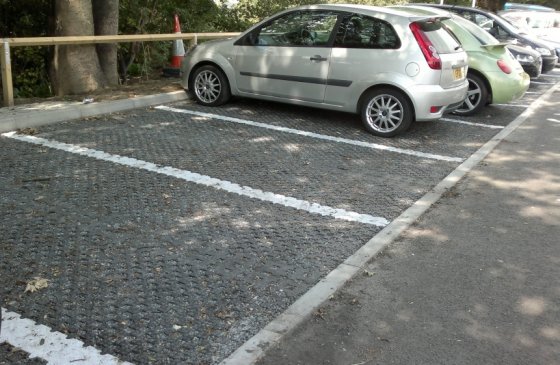 PERFO porous parking
