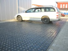 PERFO geogrid permeable parking surface